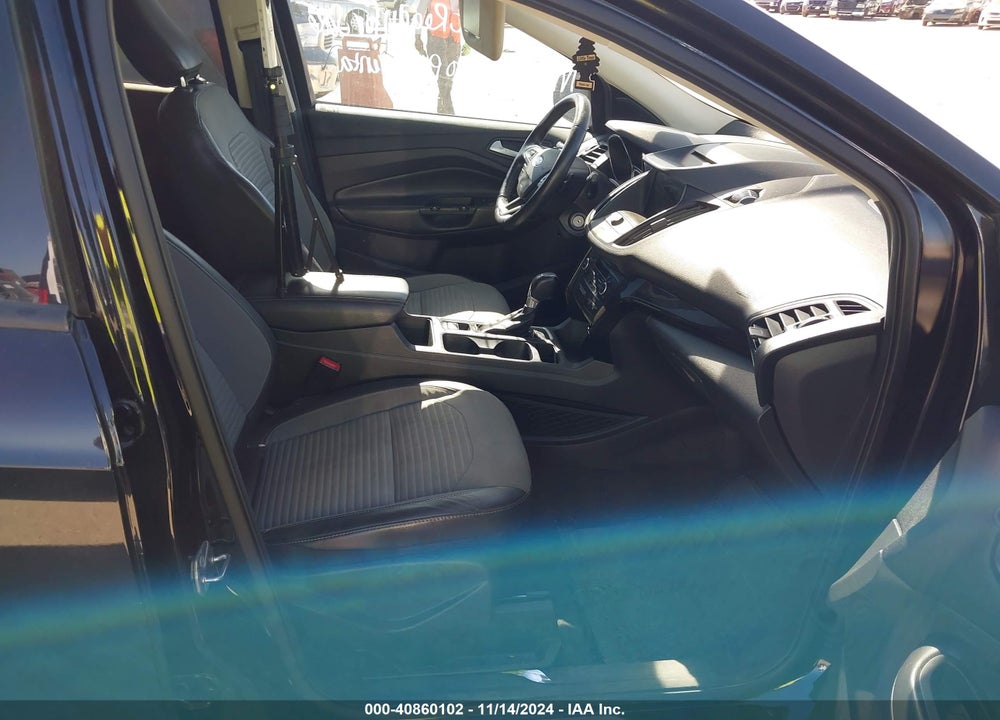 2018 FORD ESCAPE SE VIN: 1FMCU9GD2JUD38312