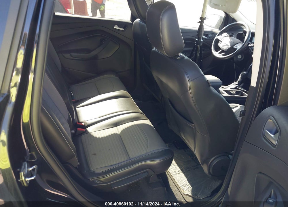 2018 FORD ESCAPE SE VIN: 1FMCU9GD2JUD38312