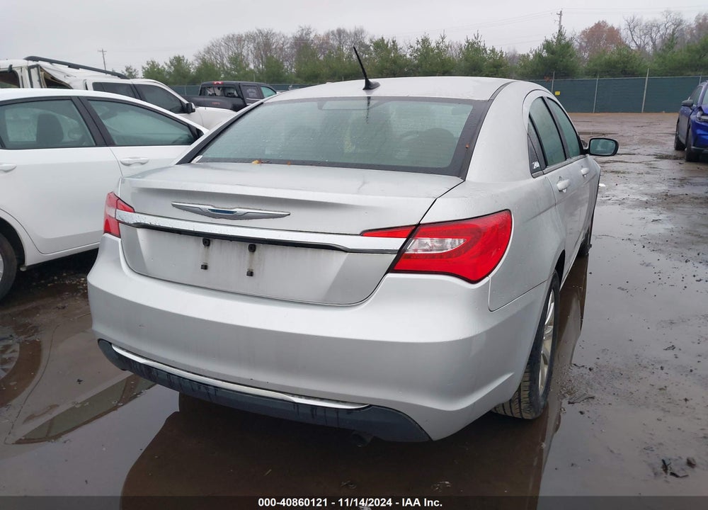 2011 CHRYSLER 200 TOURING VIN: 1C3BC1FB2BN560708