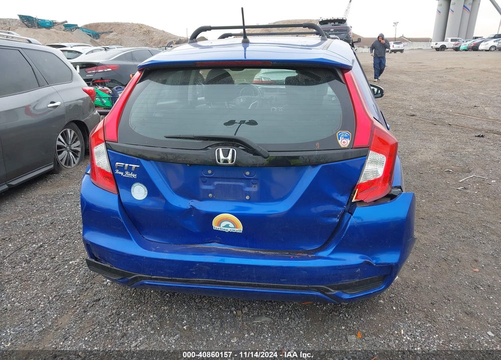 2018 HONDA FIT LX VIN: 3HGGK5H42JM712295
