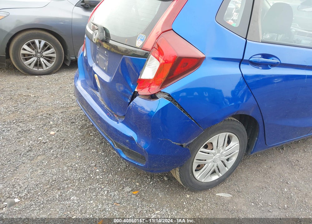 2018 HONDA FIT LX VIN: 3HGGK5H42JM712295