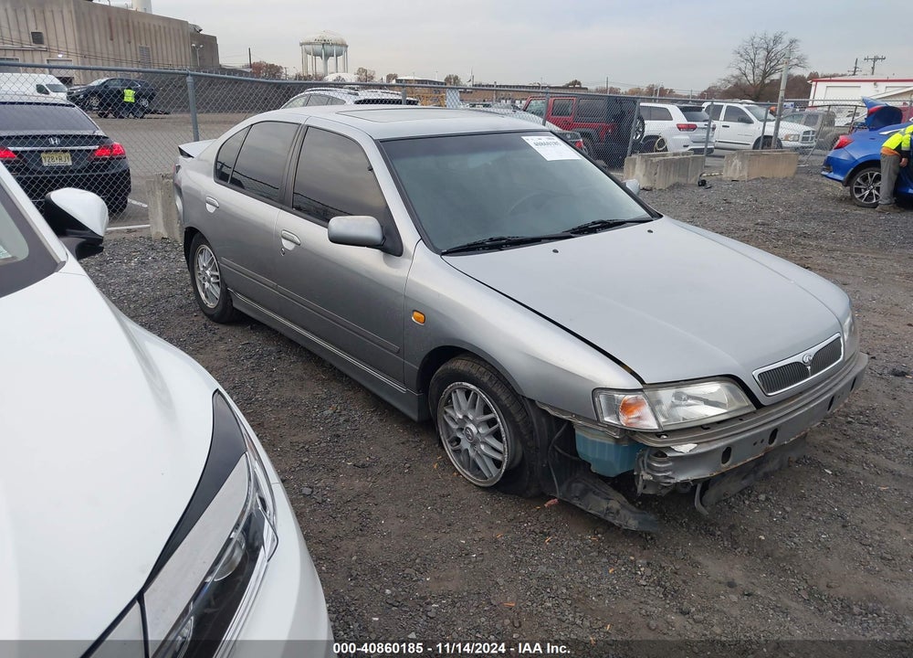 2000 INFINITI G20 LUXURY/TOURING VIN: JNKCP11A9YT308461