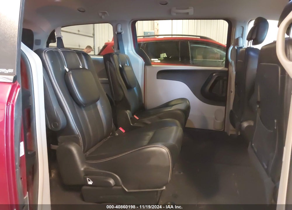 2014 CHRYSLER TOWN & COUNTRY TOURING VIN: 2C4RC1BG2ER306791