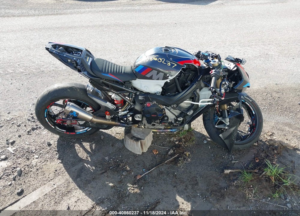 2022 BMW S 1000 RR VIN: WB10E230XN6F17996