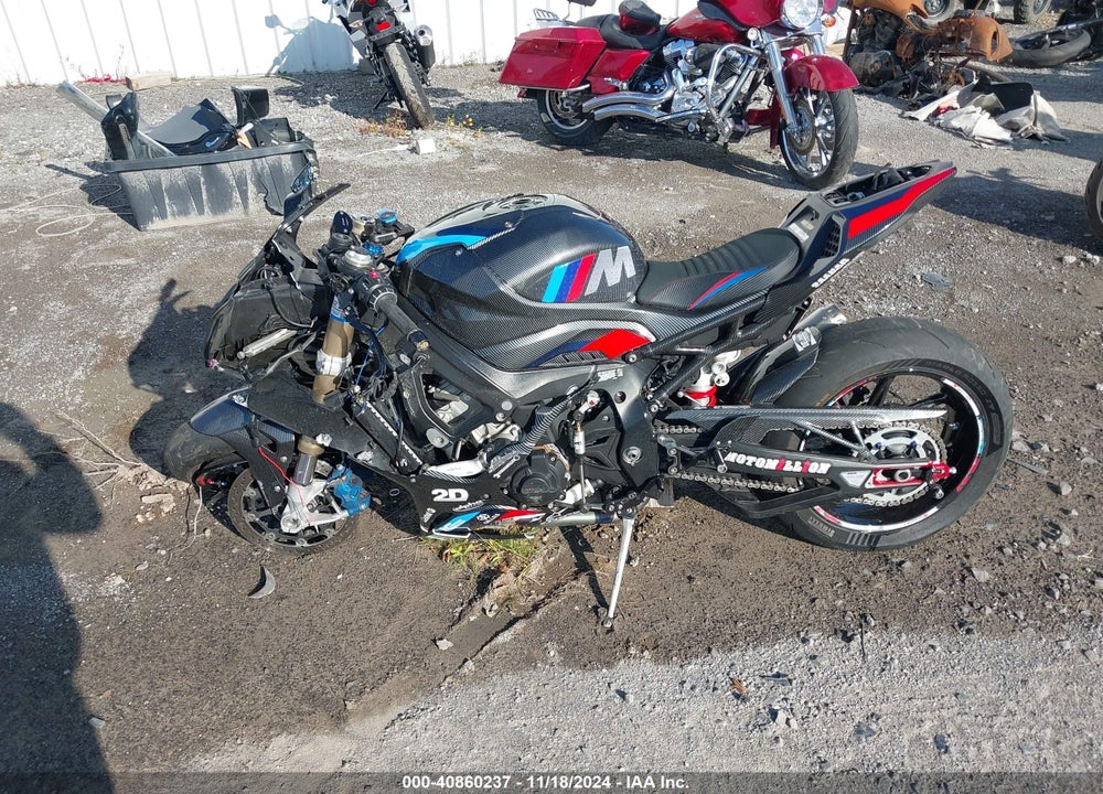 2022 BMW S 1000 RR VIN: WB10E230XN6F17996