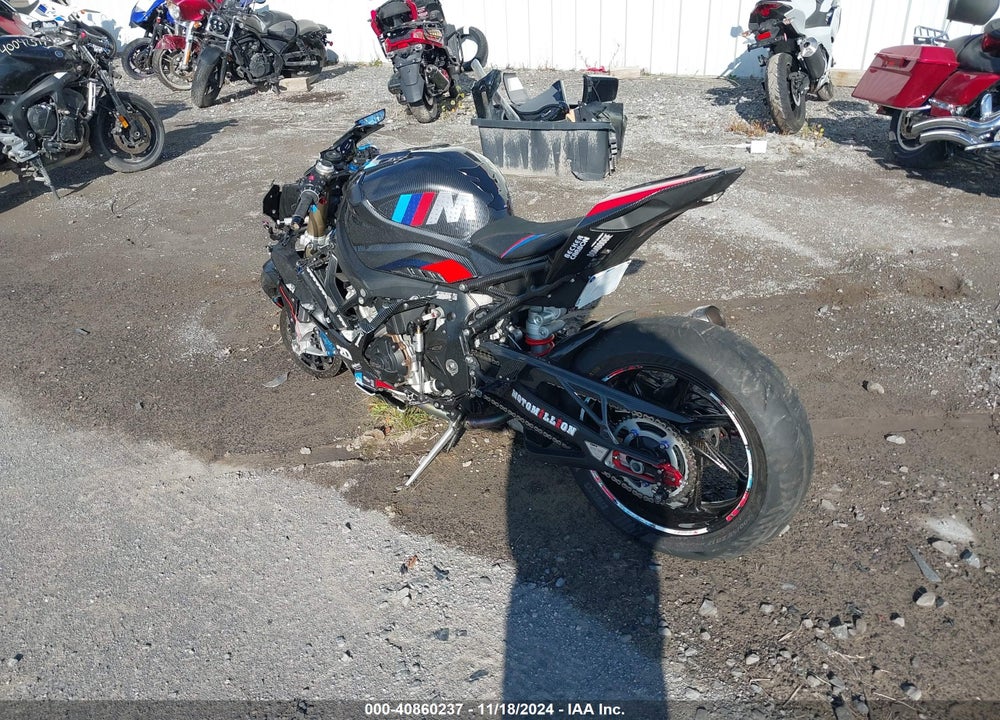 2022 BMW S 1000 RR VIN: WB10E230XN6F17996