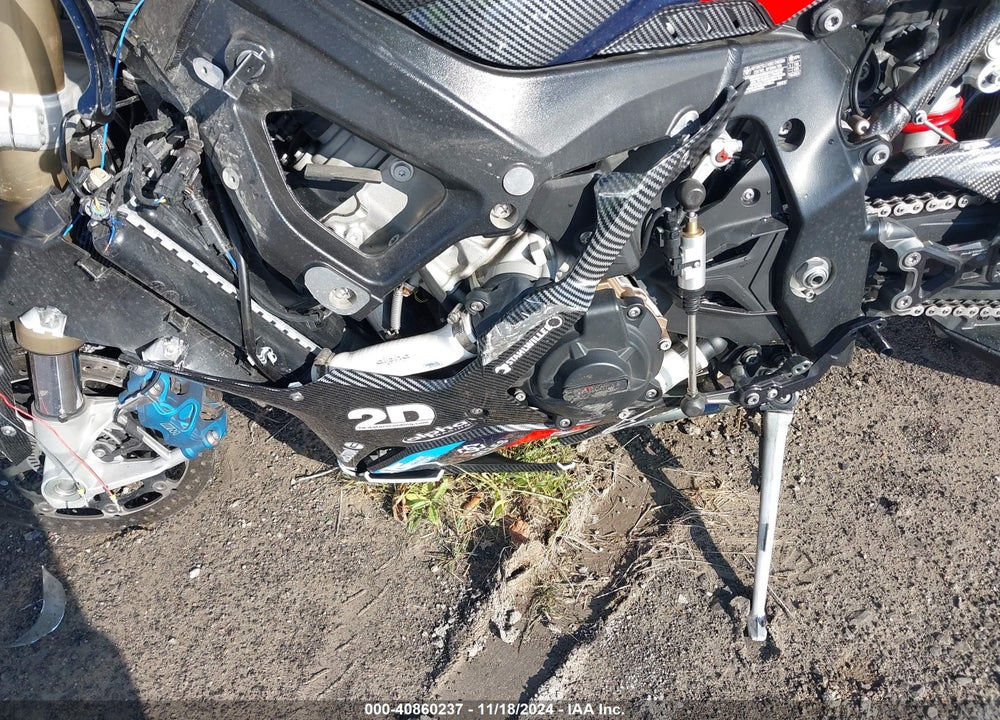 2022 BMW S 1000 RR VIN: WB10E230XN6F17996