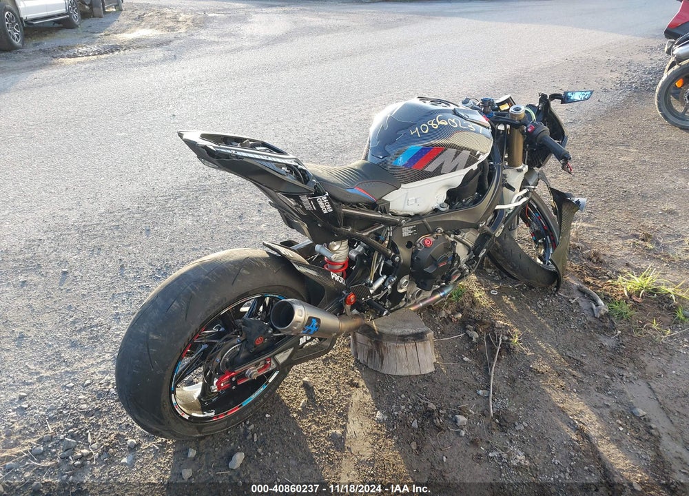 2022 BMW S 1000 RR VIN: WB10E230XN6F17996