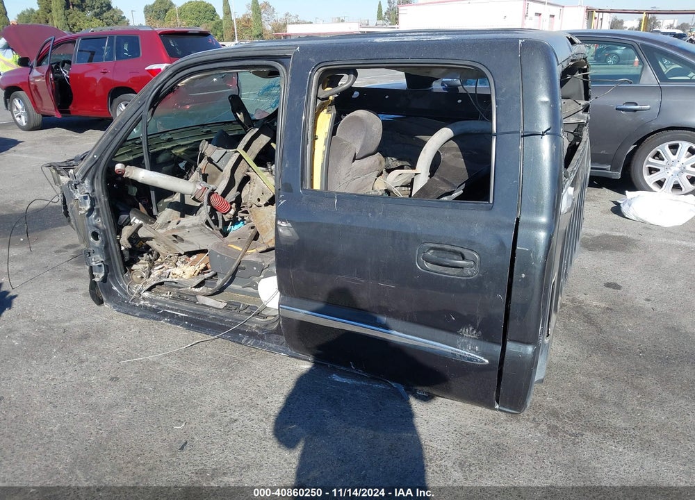 2003 GMC SIERRA 2500HD SLE VIN: 1GTHC23153F189238