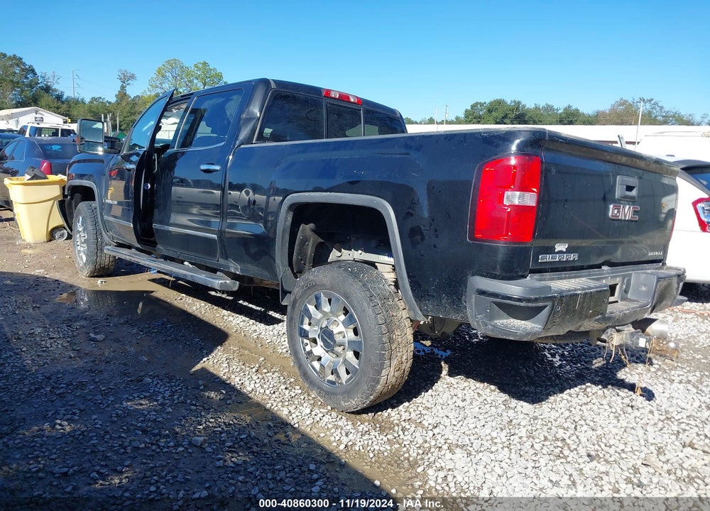2017 GMC SIERRA 2500HD DENALI VIN: 1GT12UEY9HF190989