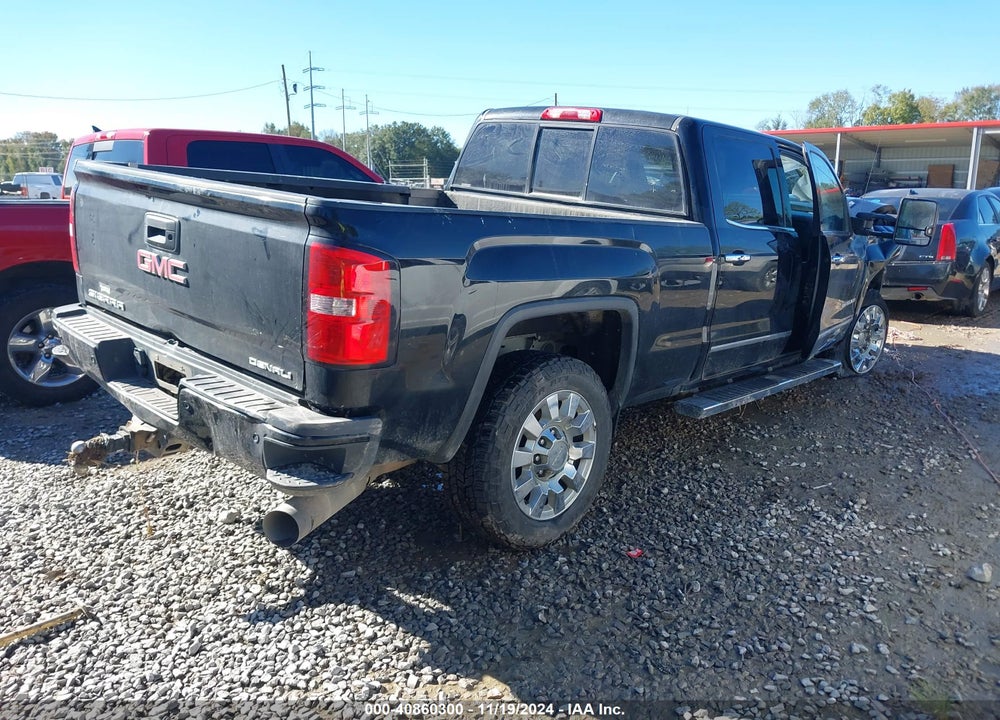 2017 GMC SIERRA 2500HD DENALI VIN: 1GT12UEY9HF190989