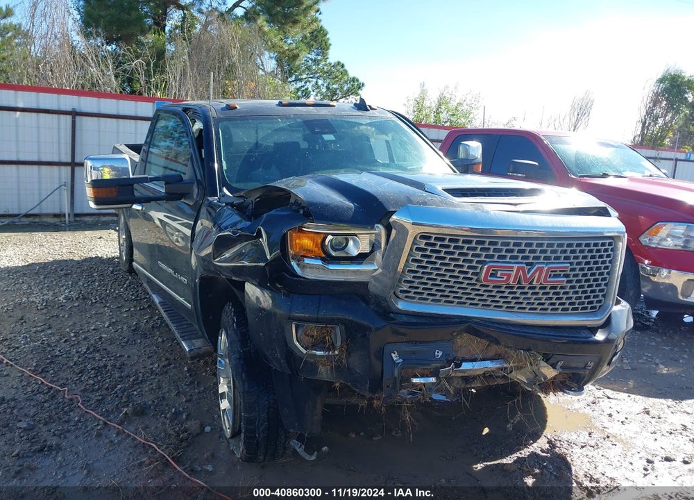 2017 GMC SIERRA 2500HD DENALI VIN: 1GT12UEY9HF190989
