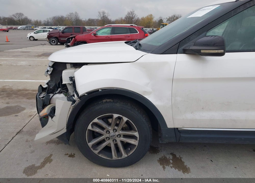 2011 FORD EXPLORER XLT VIN: 1FMHK8D88BGA74610