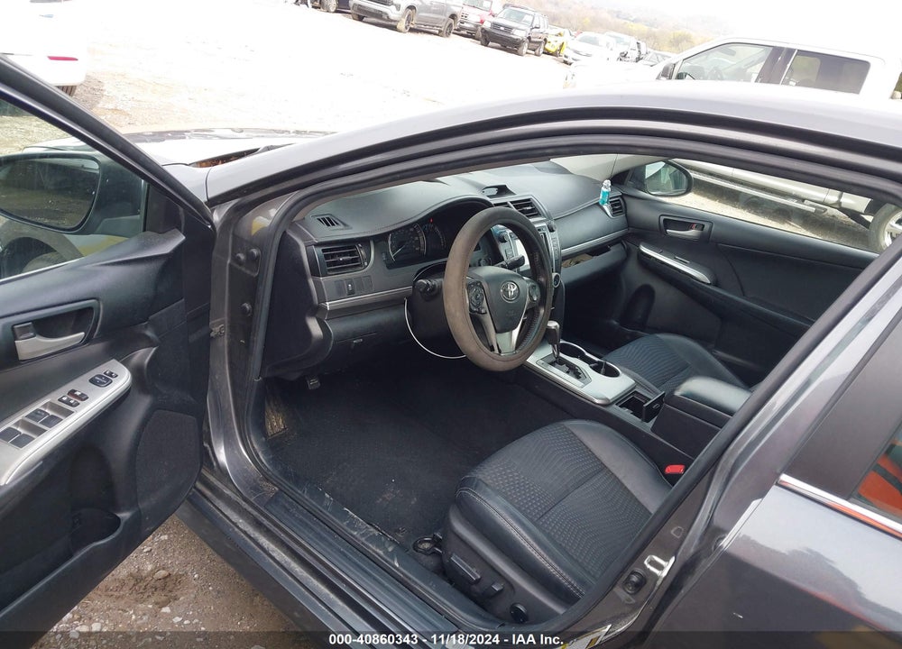 2014 TOYOTA CAMRY SE VIN: 4T1BF1FK3EU403875
