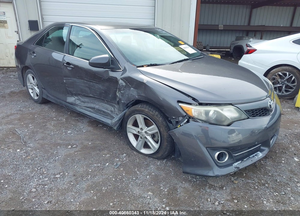 2014 TOYOTA CAMRY SE VIN: 4T1BF1FK3EU403875