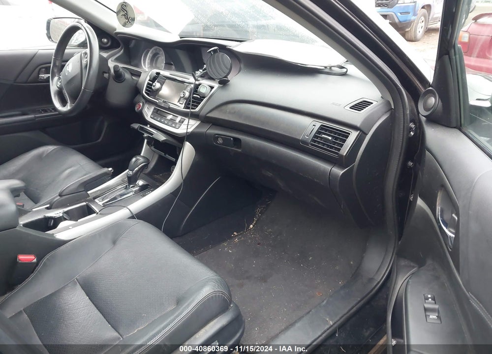 2013 HONDA ACCORD EX-L V-6 VIN: 1HGCR3F89DA031993