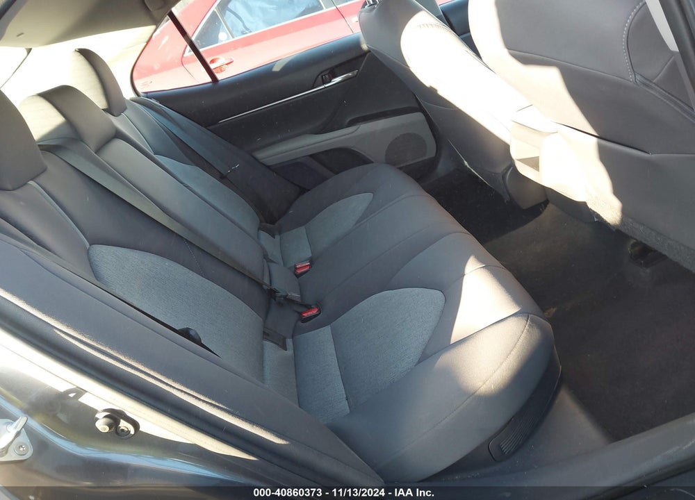2021 TOYOTA CAMRY LE HYBRID VIN: 4T1C31AK1MU555589