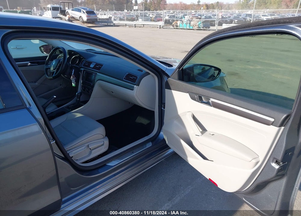 2018 VOLKSWAGEN PASSAT 2.0T R-LINE/2.0T S VIN: 1VWAA7A33JC037916