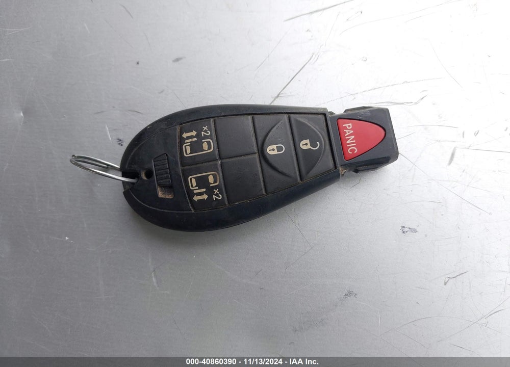 2011 DODGE GRAND CARAVAN CREW VIN: 2D4RN5DG2BR699754