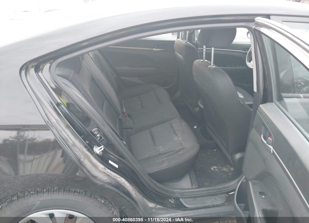 2018 HYUNDAI ELANTRA SE VIN: KMHD74LF9JU619710