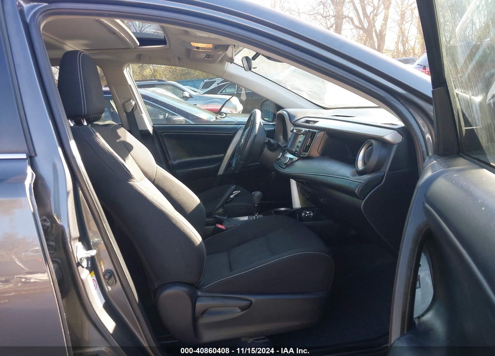 2018 TOYOTA RAV4 VIN: 2T3WFREV4JW430970