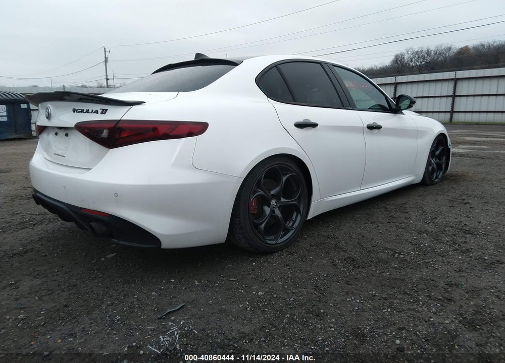 2018 ALFA ROMEO GIULIA TI SPORT AWD VIN: ZARFAEEN0J7575058