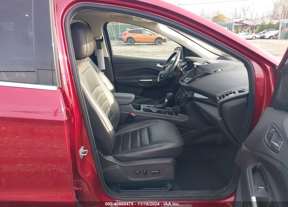 2017 FORD ESCAPE TITANIUM VIN: 1FMCU9J98HUA11668