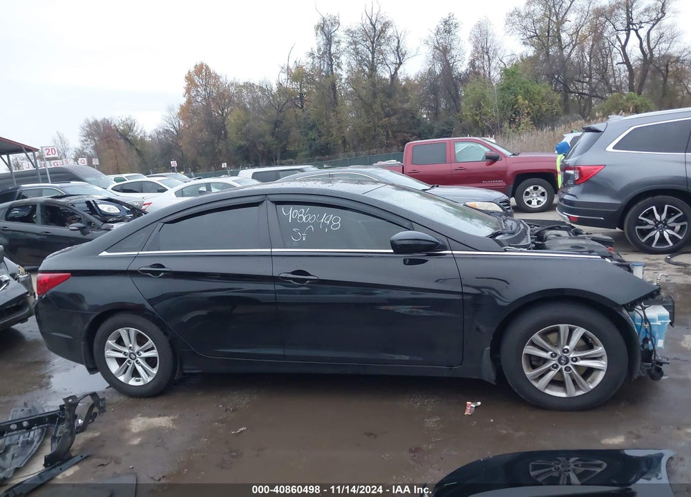 2013 HYUNDAI SONATA GLS VIN: 5NPEB4AC5DH805226