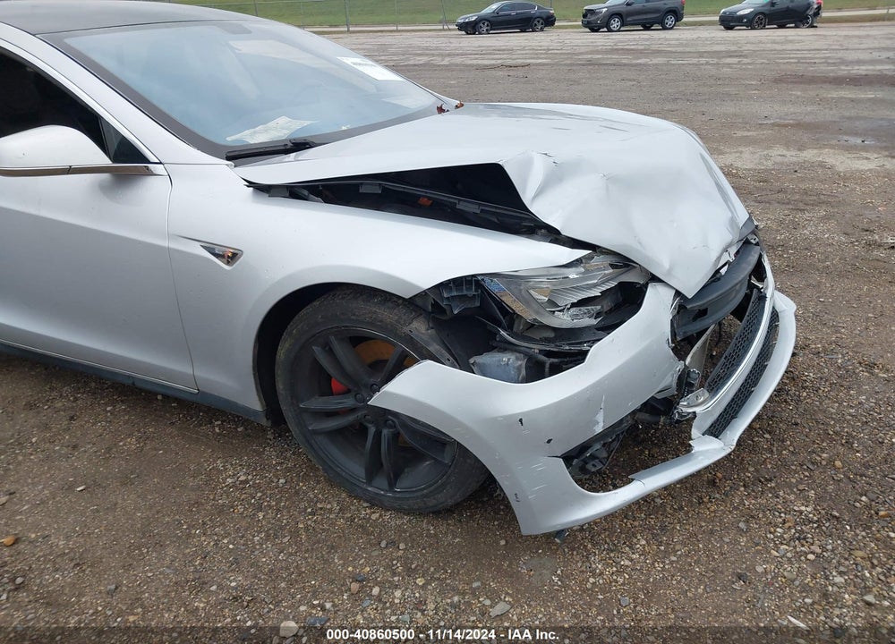 2013 TESLA MODEL S VIN: 5YJSA1CG3DFP09551