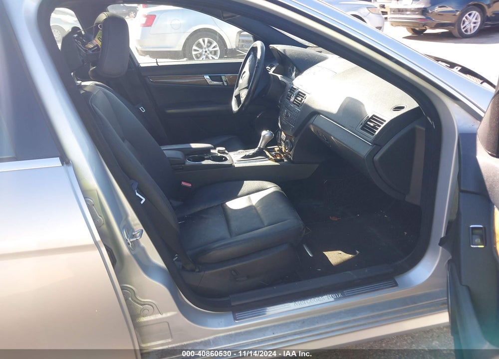 2008 MERCEDES-BENZ C 350 SPORT VIN: WDDGF56X08F056162
