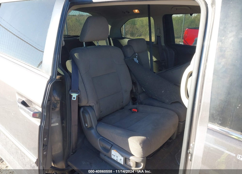 2016 HONDA ODYSSEY SE VIN: 5FNRL5H3XGB123147
