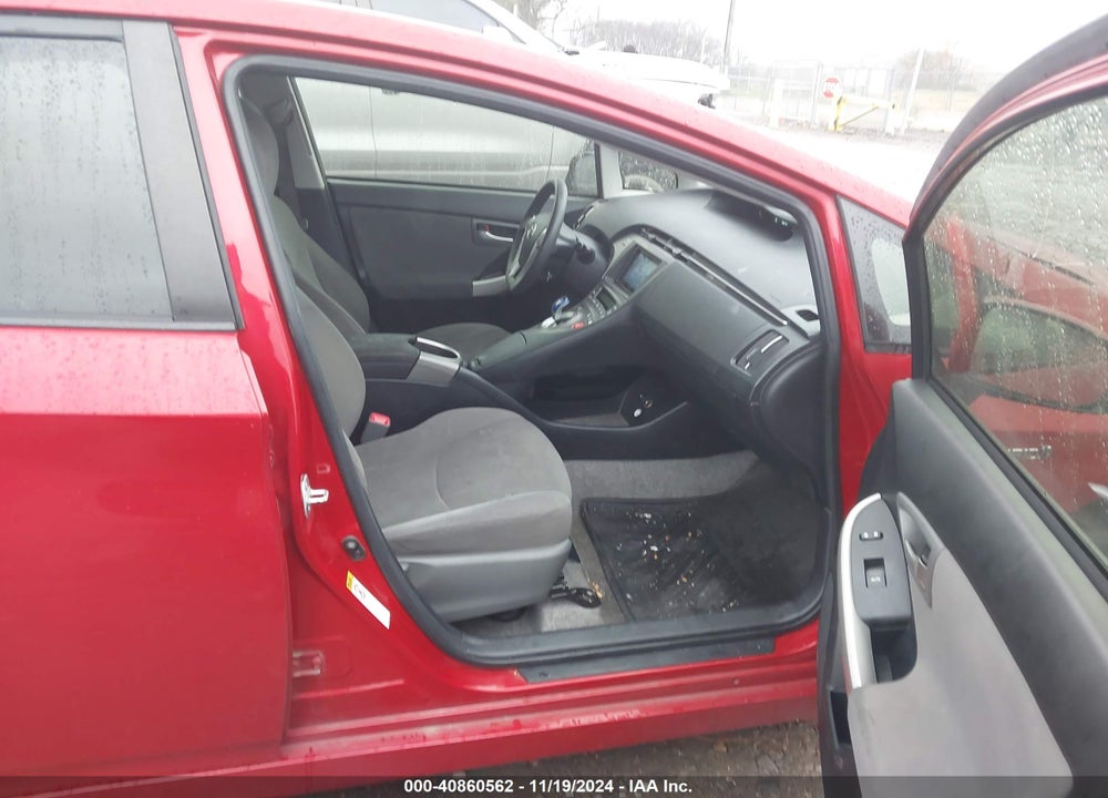 2013 TOYOTA PRIUS THREE VIN: JTDKN3DUXD1733715