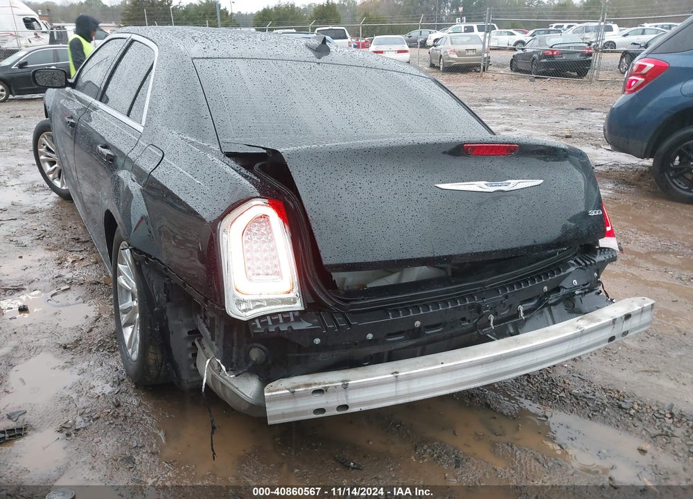 2017 CHRYSLER 300 LIMITED VIN: 2C3CCAAG3HH560130