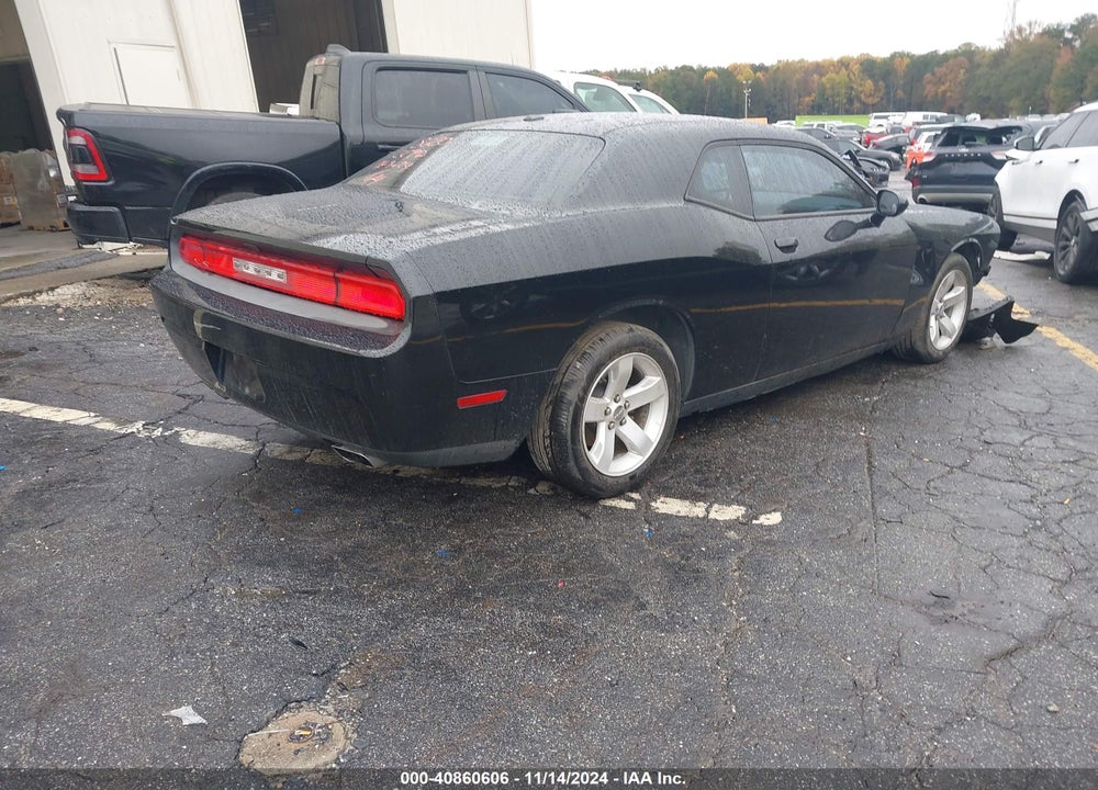 2013 DODGE CHALLENGER SXT VIN: 2C3CDYAG6DH728620