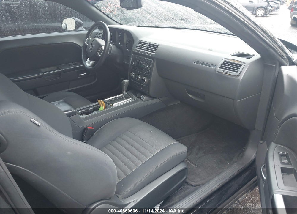 2013 DODGE CHALLENGER SXT VIN: 2C3CDYAG6DH728620