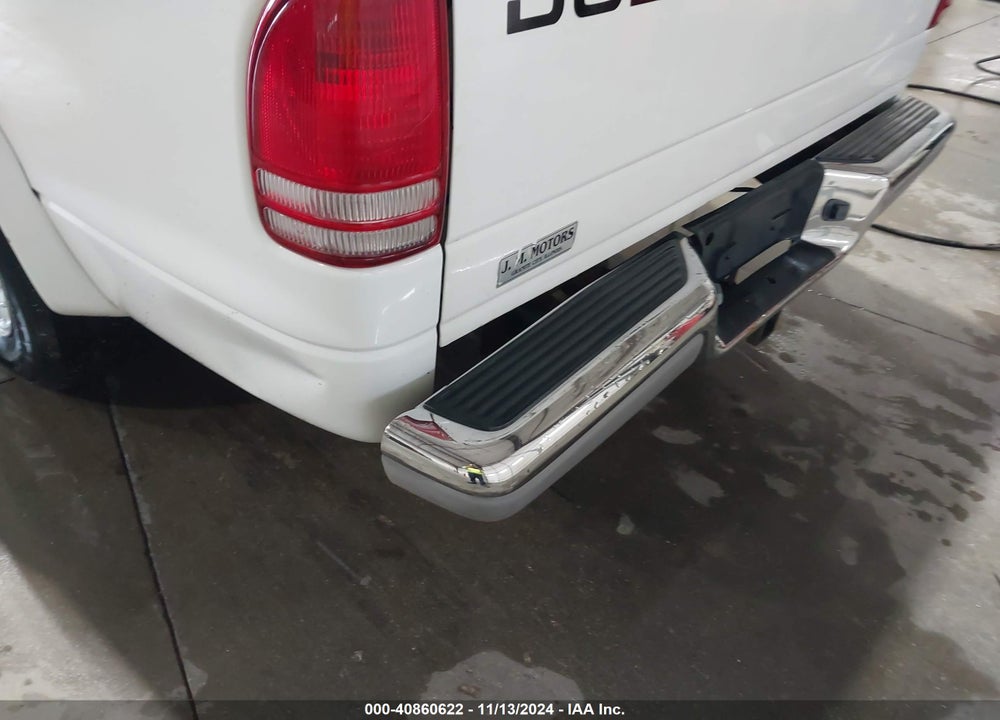 2002 DODGE DAKOTA SLT VIN: 1B7HL48N72S717925