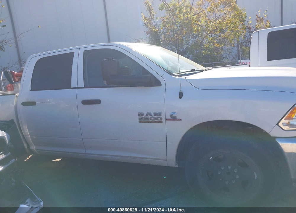 2018 RAM 2500 VIN: 3C6UR4CL0JG104870