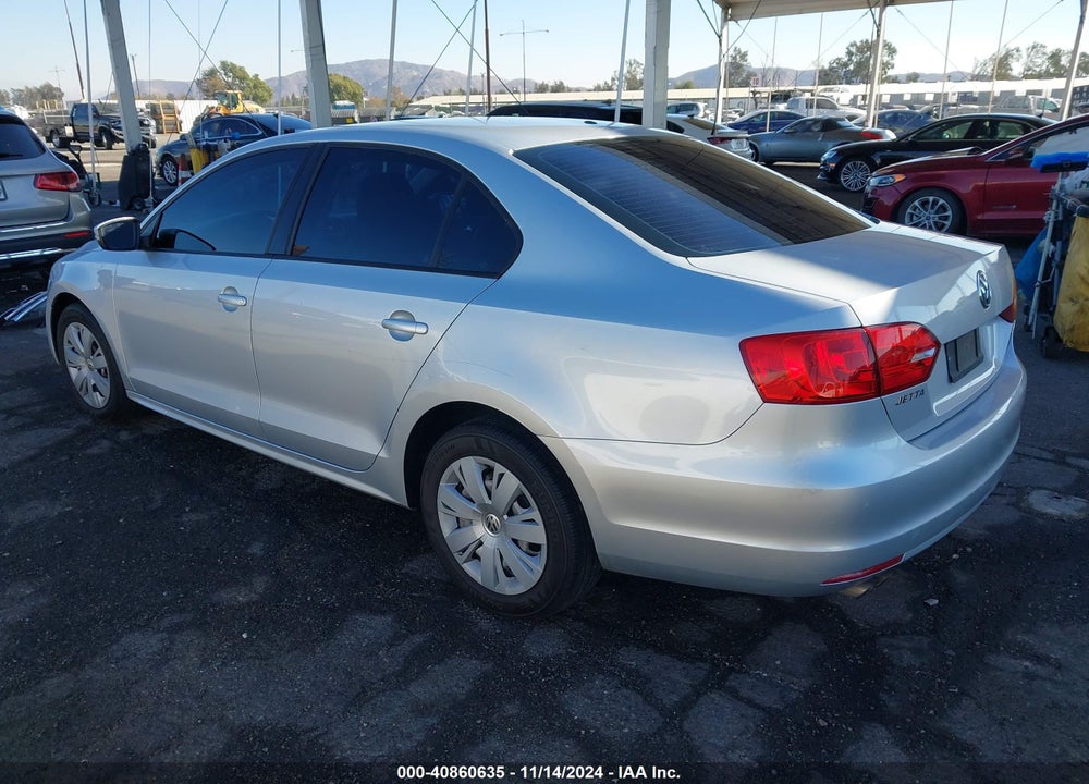 2011 VOLKSWAGEN JETTA 2.5L SE VIN: 3VWDZ7AJ6BM360278