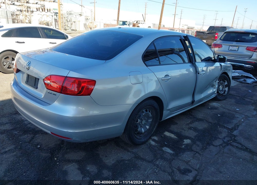 2011 VOLKSWAGEN JETTA 2.5L SE VIN: 3VWDZ7AJ6BM360278