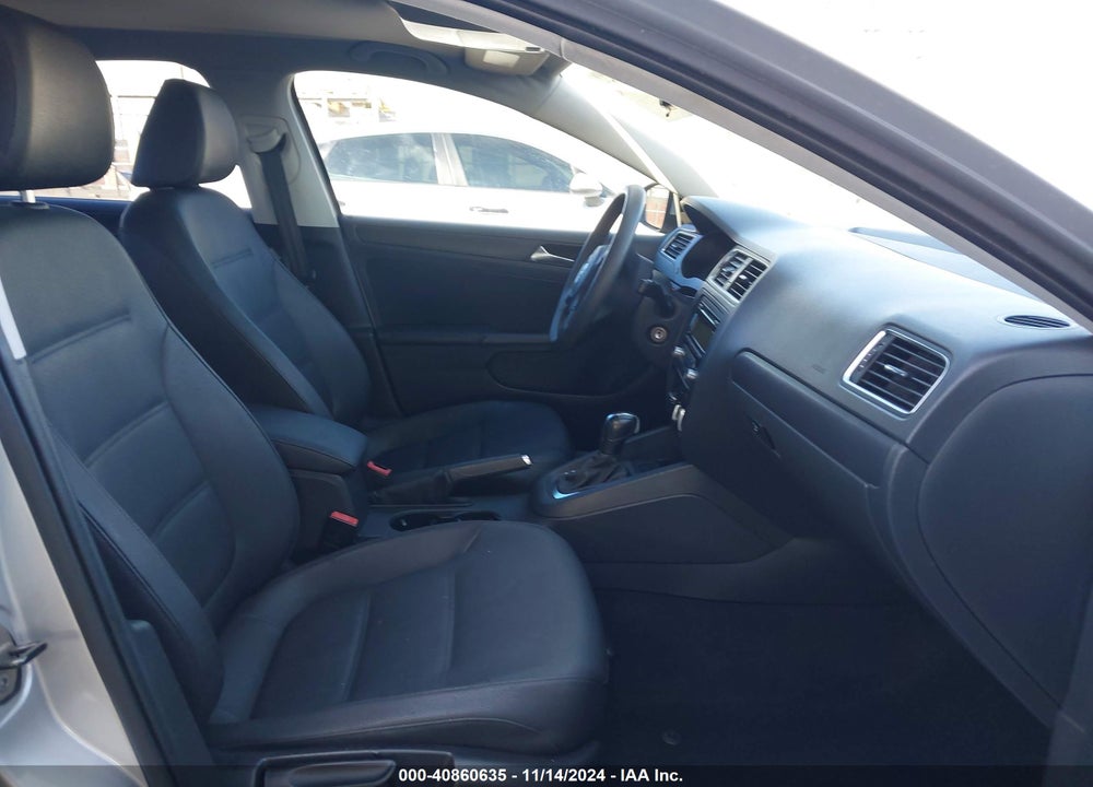 2011 VOLKSWAGEN JETTA 2.5L SE VIN: 3VWDZ7AJ6BM360278
