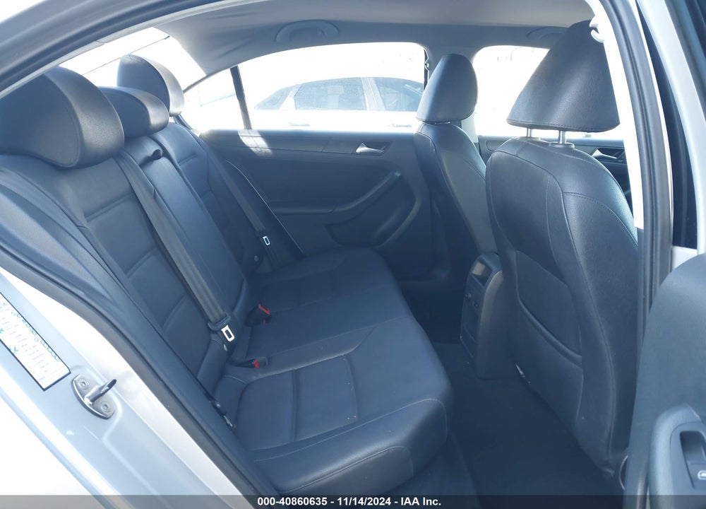 2011 VOLKSWAGEN JETTA 2.5L SE VIN: 3VWDZ7AJ6BM360278