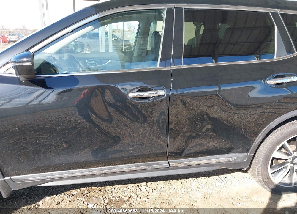 2019 NISSAN ROGUE SL VIN: 5N1AT2MV1KC823028