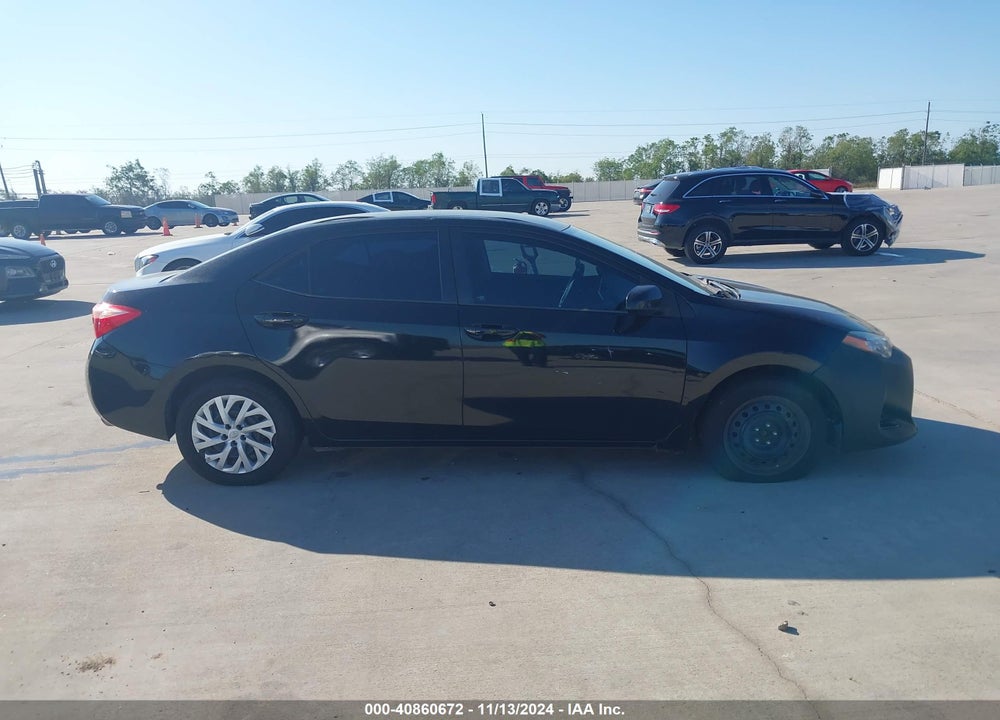 2017 TOYOTA COROLLA LE VIN: 5YFBURHE3HP711677