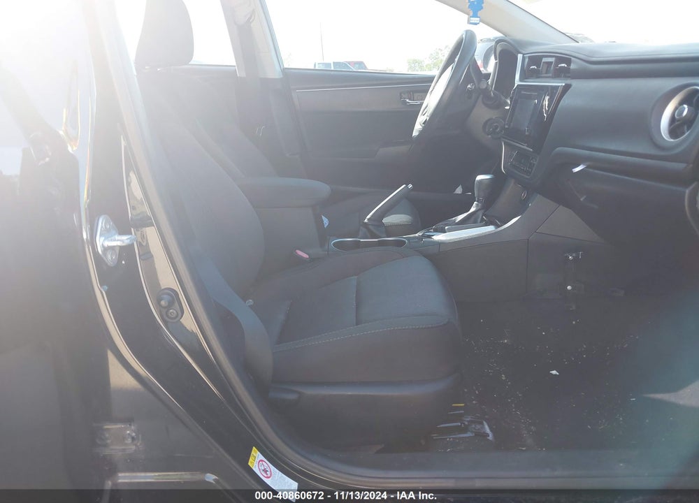 2017 TOYOTA COROLLA LE VIN: 5YFBURHE3HP711677