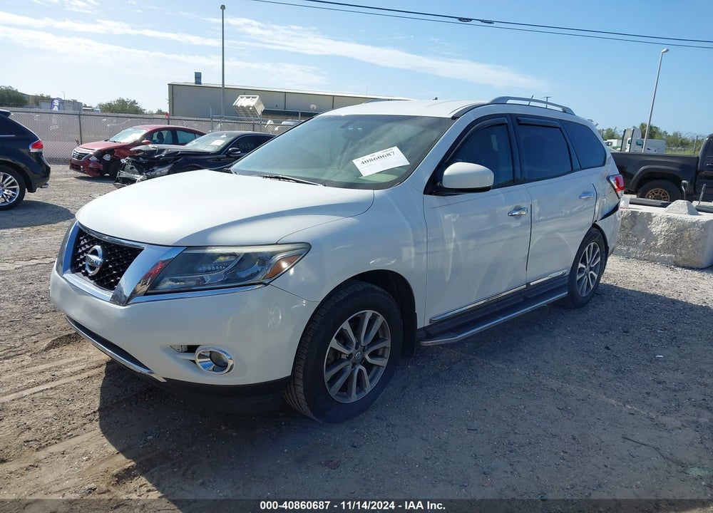 2013 NISSAN PATHFINDER SL VIN: 5N1AR2MM8DC685884