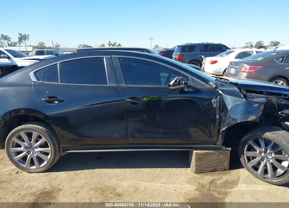 2019 MAZDA 3 SELECT PACKAGE VIN: JM1BPACL0K1109927