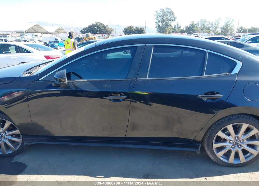 2019 MAZDA 3 SELECT PACKAGE VIN: JM1BPACL0K1109927