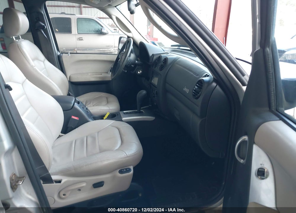 2003 JEEP LIBERTY LIMITED EDITION VIN: 1J4GL58K63W611090