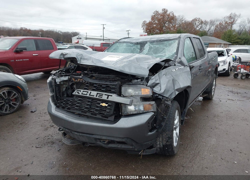 2020 CHEVROLET SILVERADO 1500 4WD SHORT BED CUSTOM VIN: 3GCPYBEK6LG145251