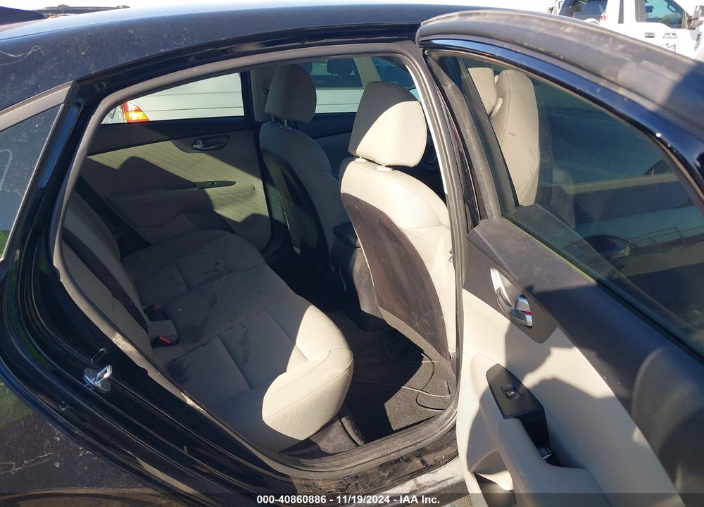 2021 KIA FORTE LXS VIN: 3KPF24AD6ME406035